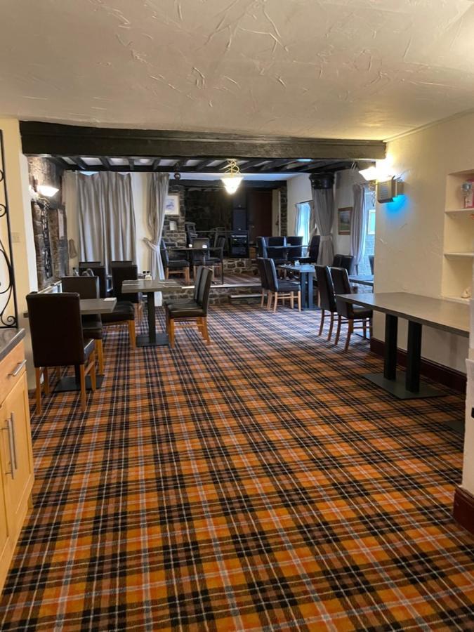 Inn The Dog & Partridge Country