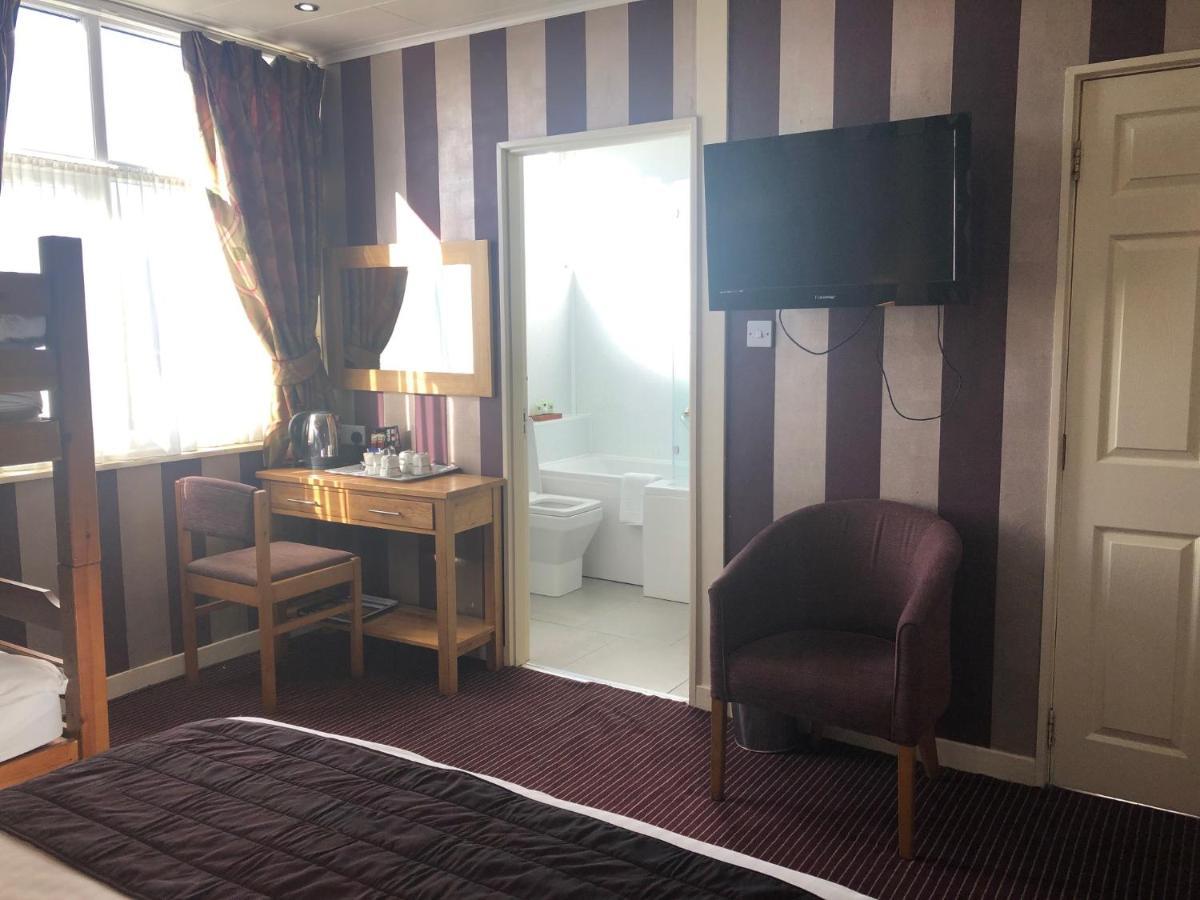 The Dog & Partridge Country Inn 3*